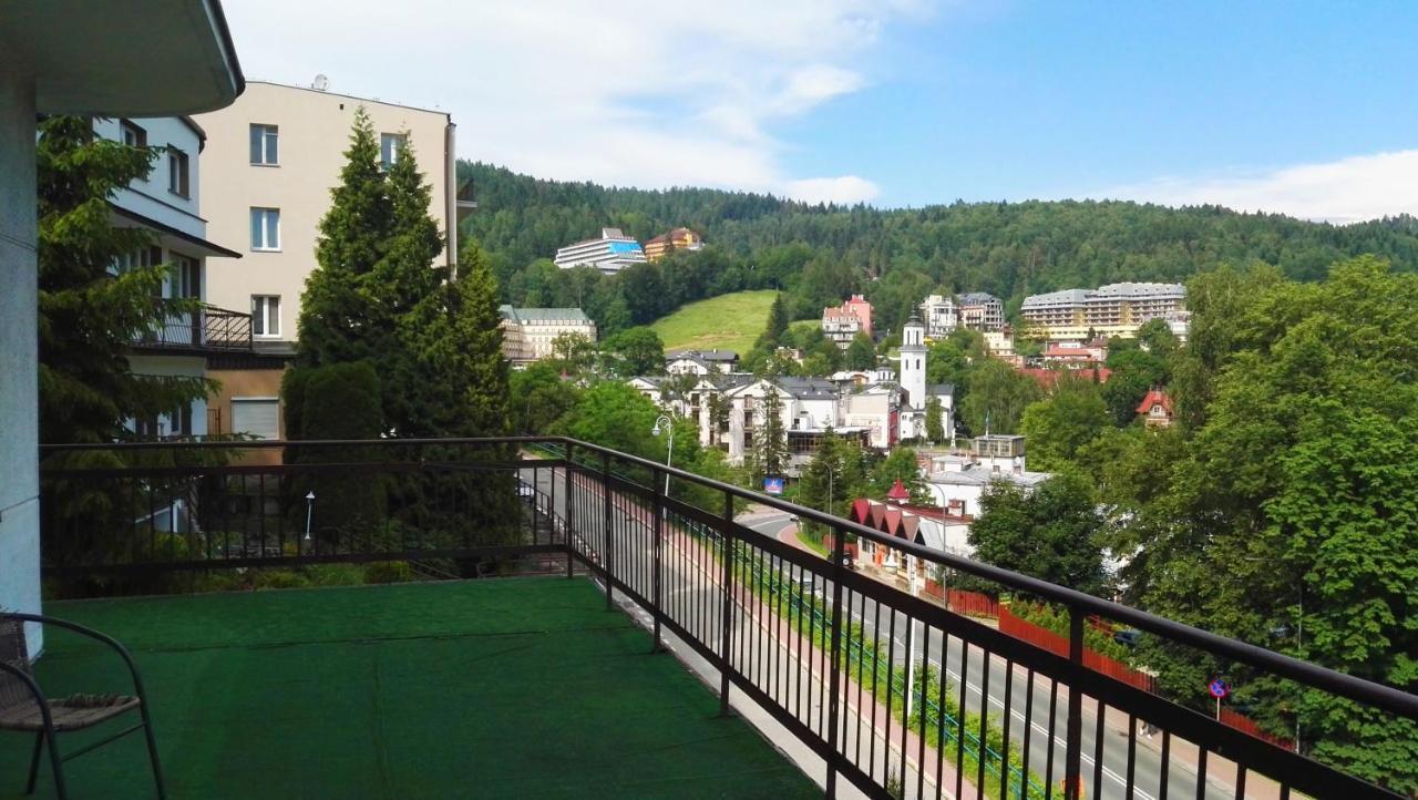 Domy Wczasowe Tryumfy Krynica Zdroj Exterior photo
