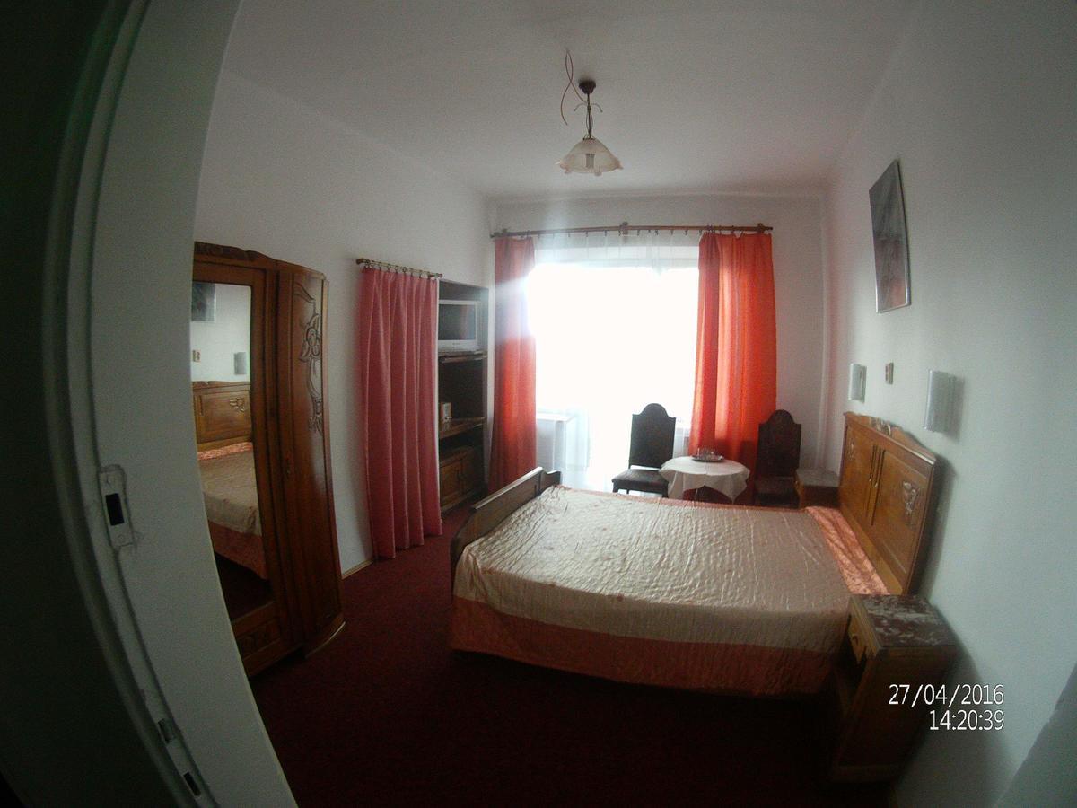 Domy Wczasowe Tryumfy Krynica Zdroj Exterior photo