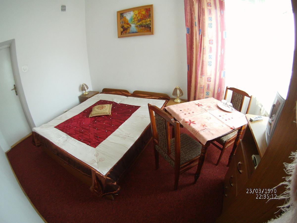 Domy Wczasowe Tryumfy Krynica Zdroj Exterior photo